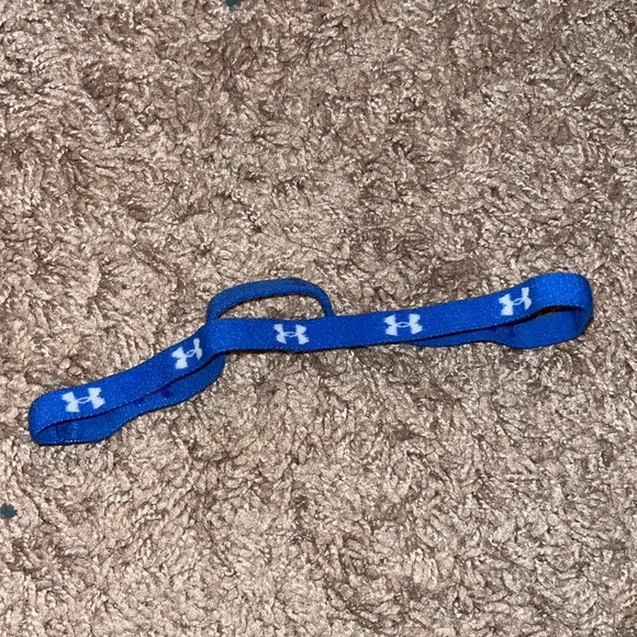 Under Armour Accessories - ⭐️ Blue under armor headband